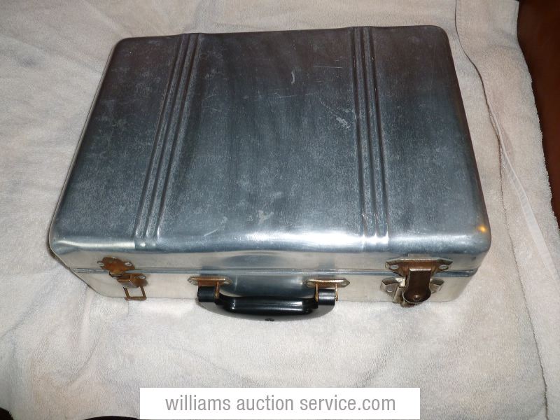 may_9_auction_-_007.jpg